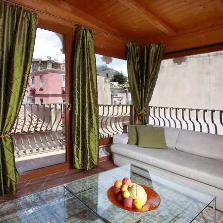 Luxury Center, Terrace With Views