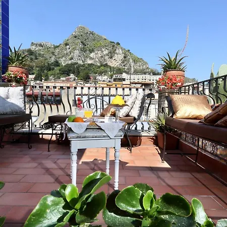 Luxury Center, Terrace With Views